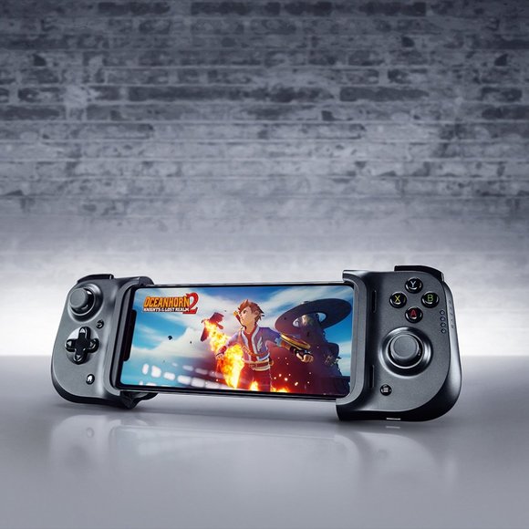 Razer Kishi - Controller for iPhone- Universal Gaming Controller for iOS - Picture 2 of 7